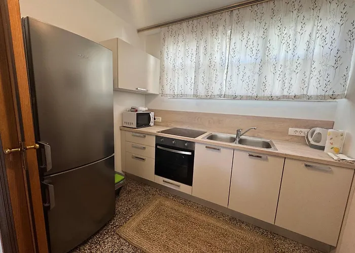 Apartment Omiska